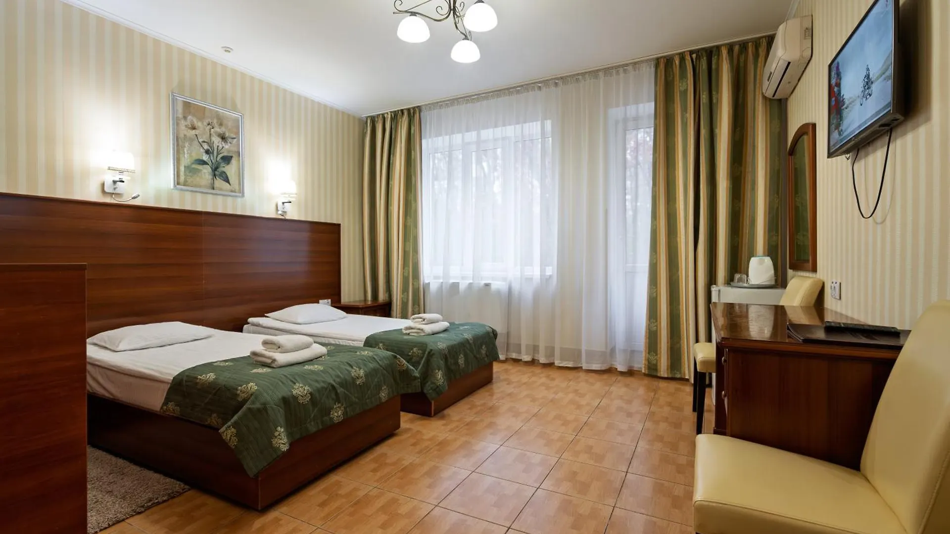 Hotel Verhovina Kiev  Petropavlovskaya Borshchagovka