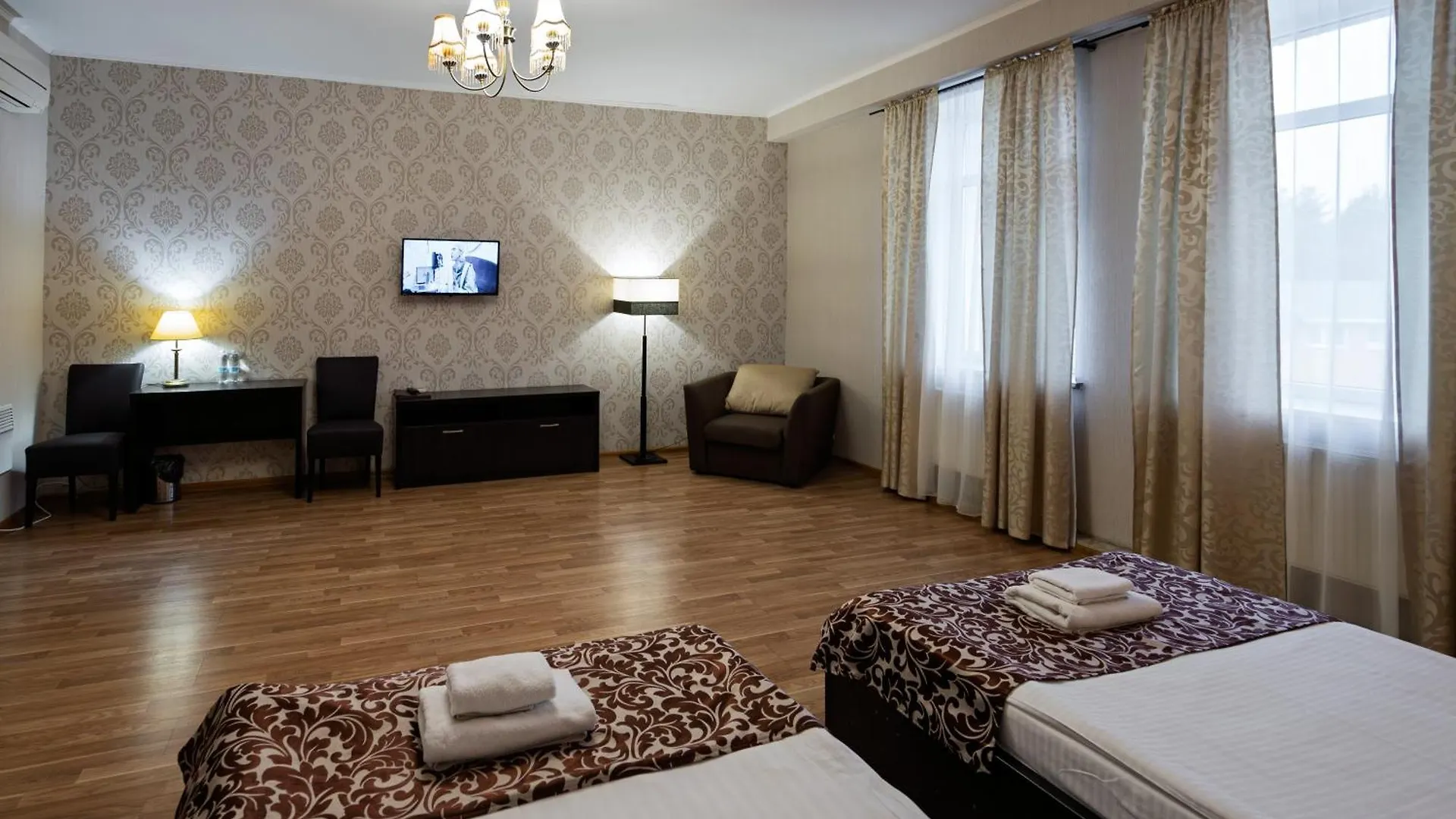 ***  Hotel Verhovina Petropavlovskaya Borshchagovka Ucraina