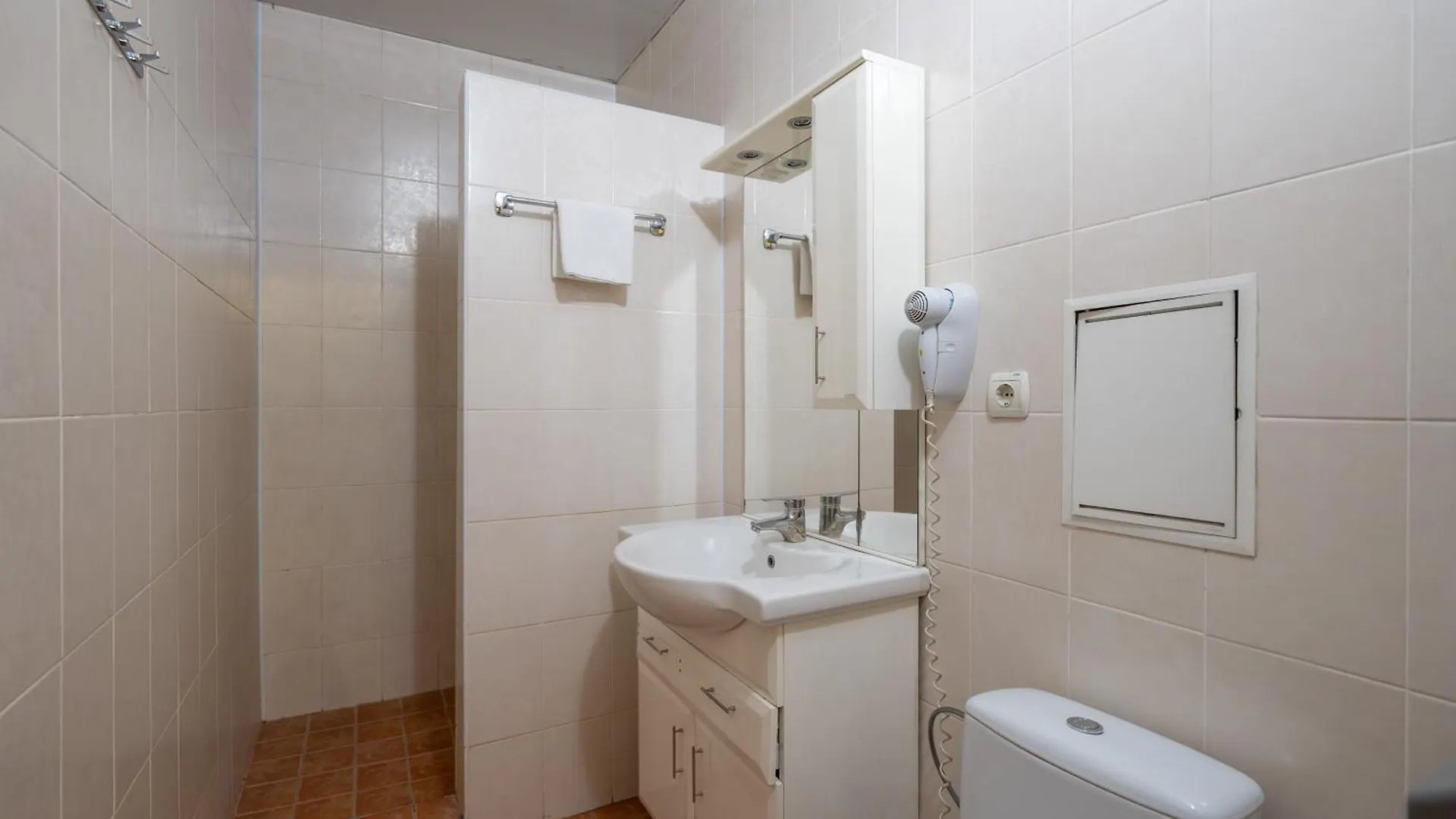 ***  Hotel Verhovina Kiev Ukrayna